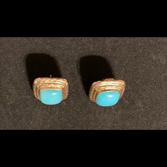 13.4 gram 14 kyg Persian Turquoise  ( MAZ )Earrings. - Picture 3 of 5